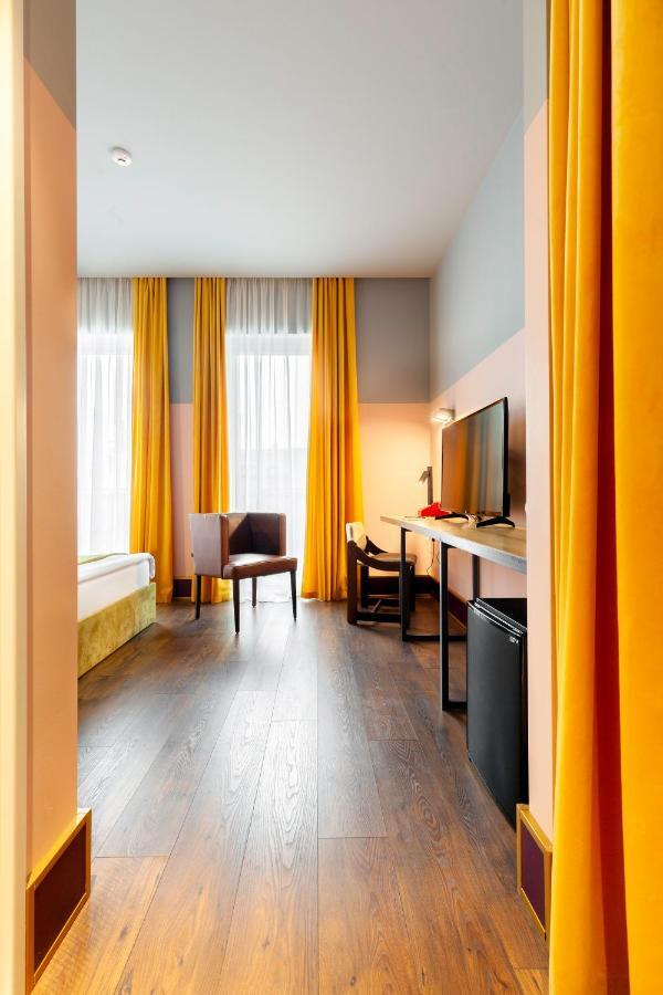 G.Vino Boutique Hotel Тбілісі Екстер'єр фото
